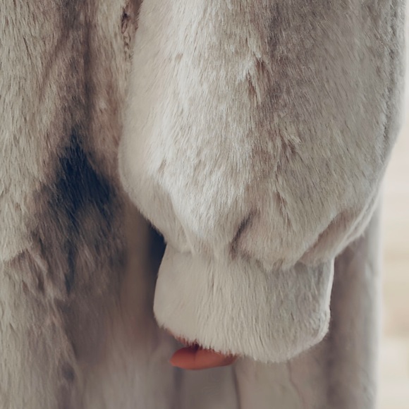 Faux Fur Full Length Coat Ivory Cream Vintage Style Collar Bridal Old Money - Picture 3 of 6